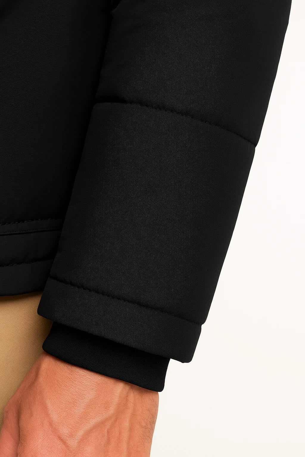 Adrian | Sort Vinterjakke til Mænd med Hætte og Tyk Polstring