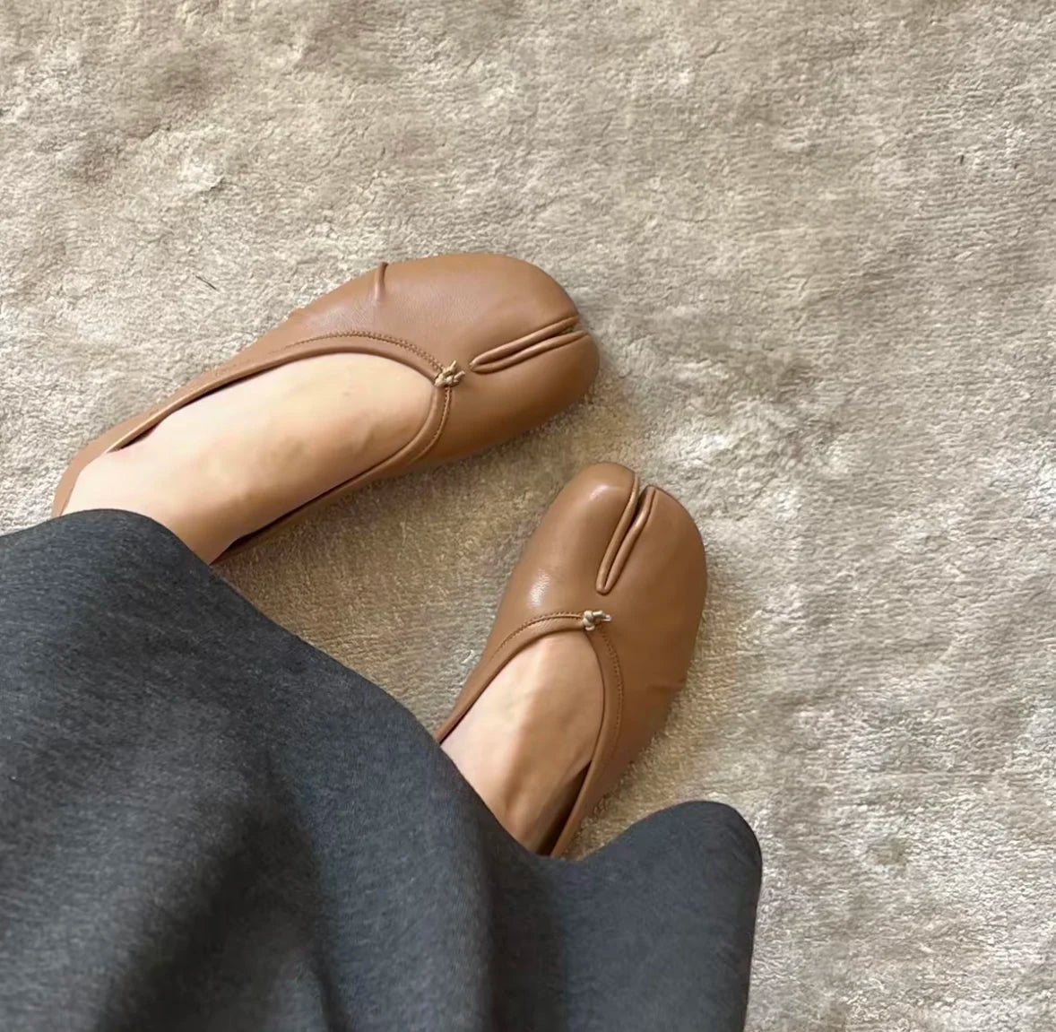 Tabi Ballerina Sko Dame – Splittå og Sløjfe i Veganlæder
