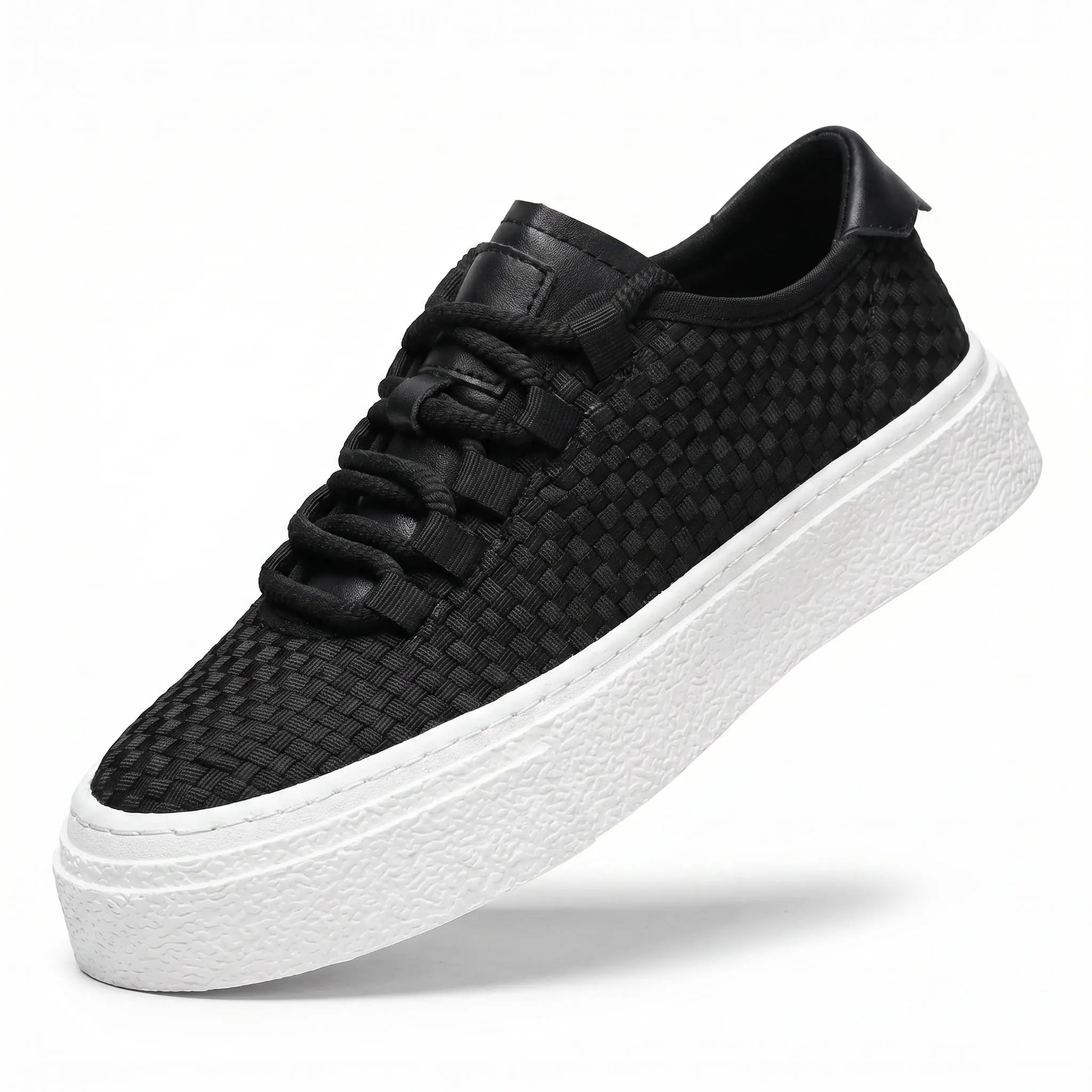 Men's Sneakers – Breathable Design with Robust Comfort