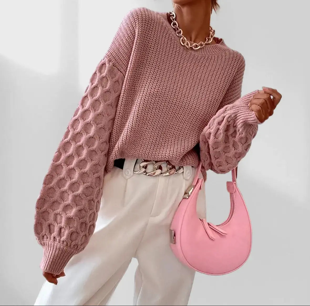 Kaja | Striktrøje Dame med Rund Hals og Klassisk Pasform | Let Uldkomfort til Efteråret 3