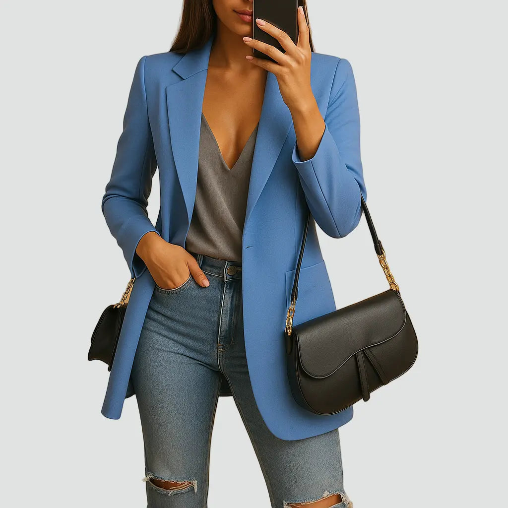 Elise Lang Blazer Dame – Taljesnit med Klapkrave og Klaplommer  Panorla