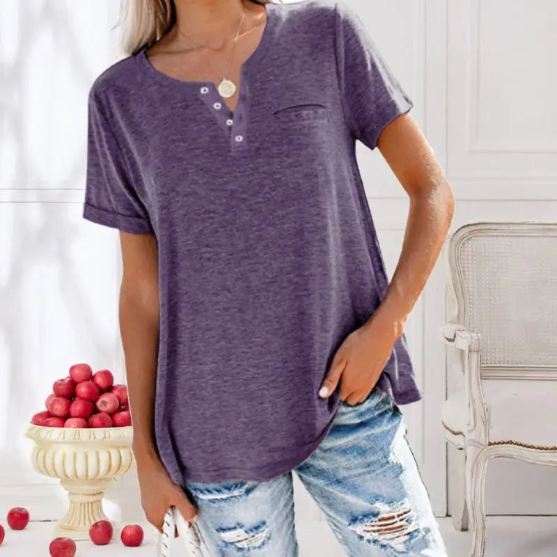 Astrid T-shirt Dame med Knaplukning – Brystlomme i Bomuld  Panorla