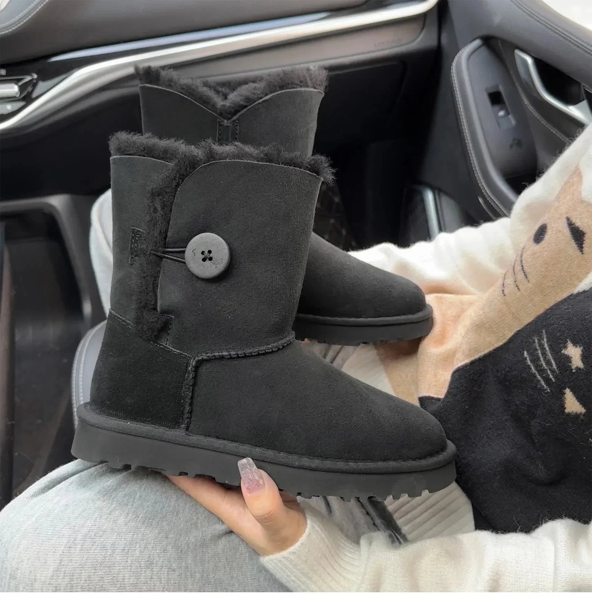 Women's Sheepskin Snow Boots – Waterproof, Wool-Lined Warmth