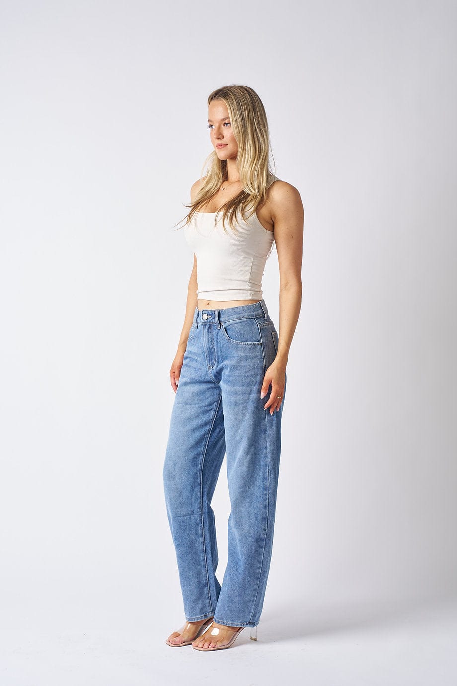 Astrid Barrel Leg Jeans Dame – Høj Talje i 100% Bomuld